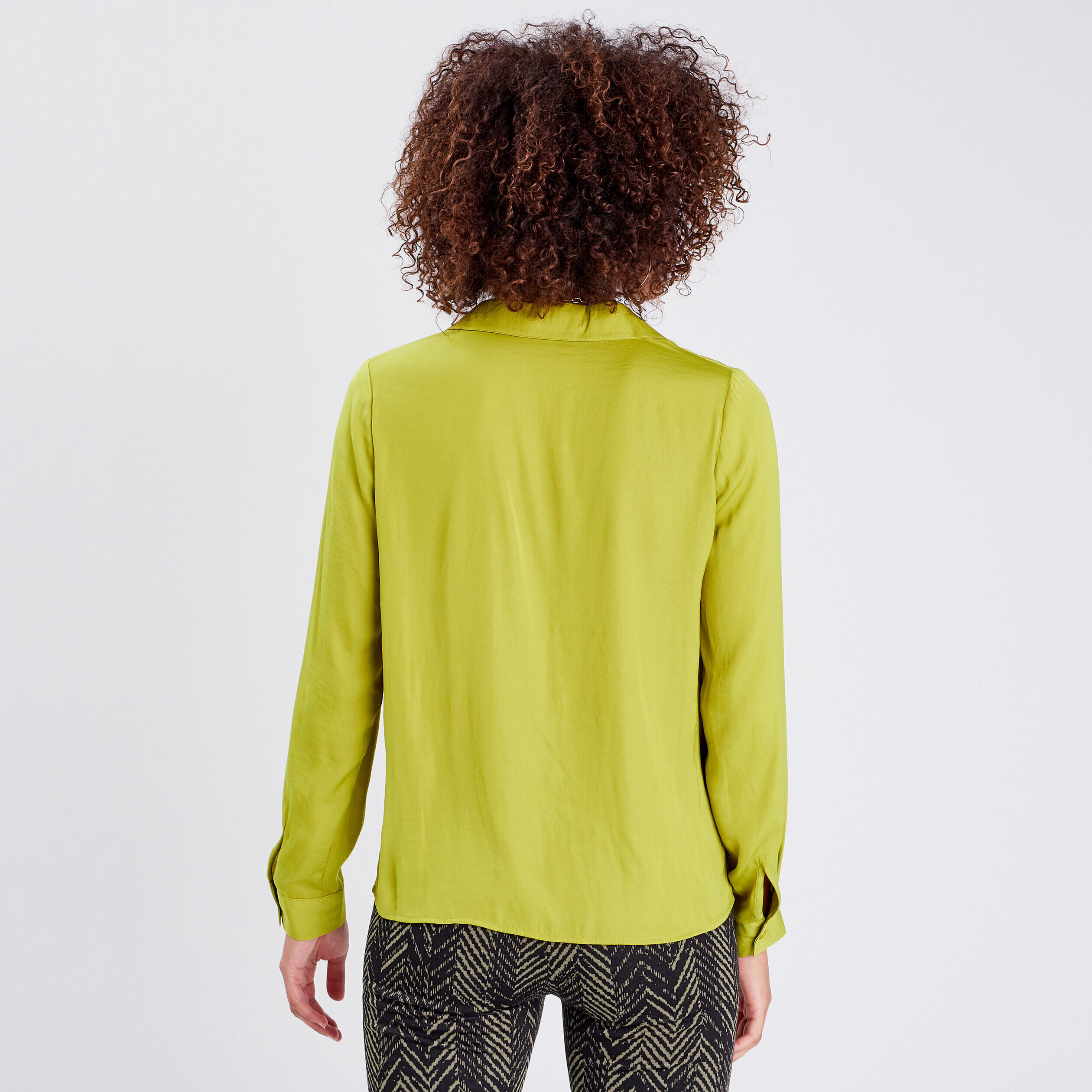 Chemise manches longues satin vert olive femme | Cache Cache