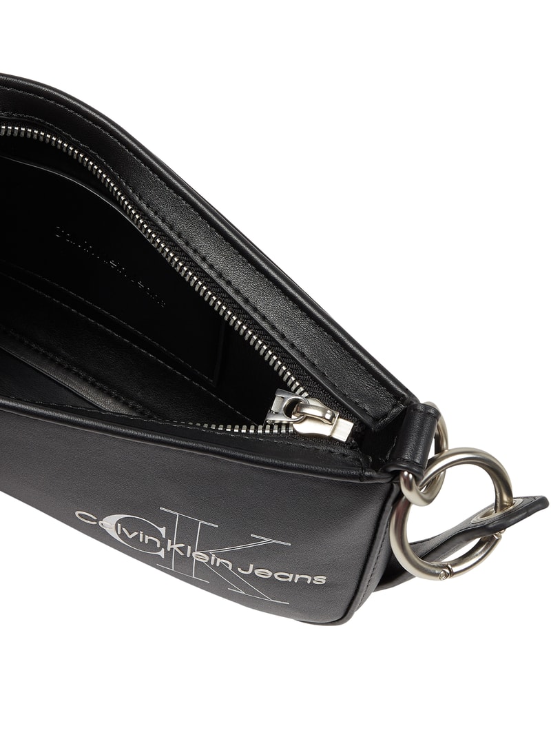 Pochette in Leder-Optik in schwarz