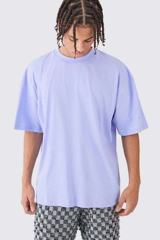 Oversize T-Shirt mit Gothic Season Print