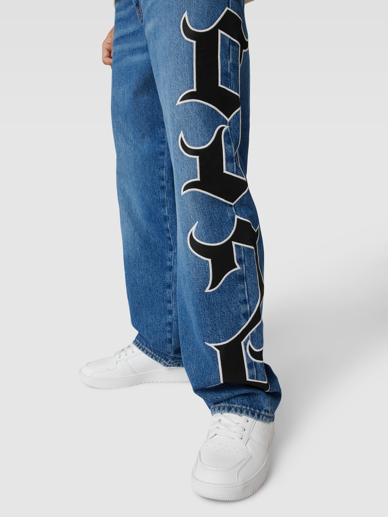 Baggy Fit Jeans mit Motiv-Print in blau