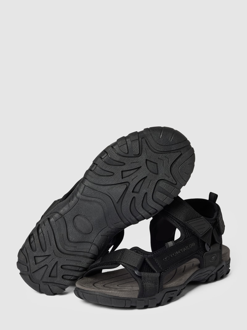 Sandalen mit Label-Detail in schwarz
