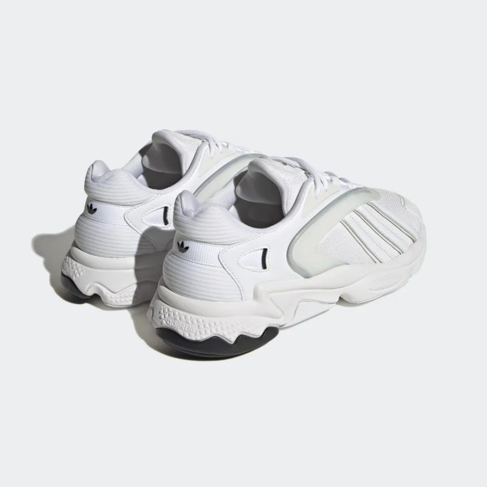 adidas Oztral HP6568 / weiss