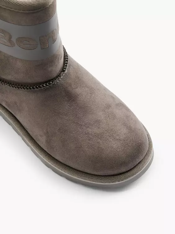 Bench Boots