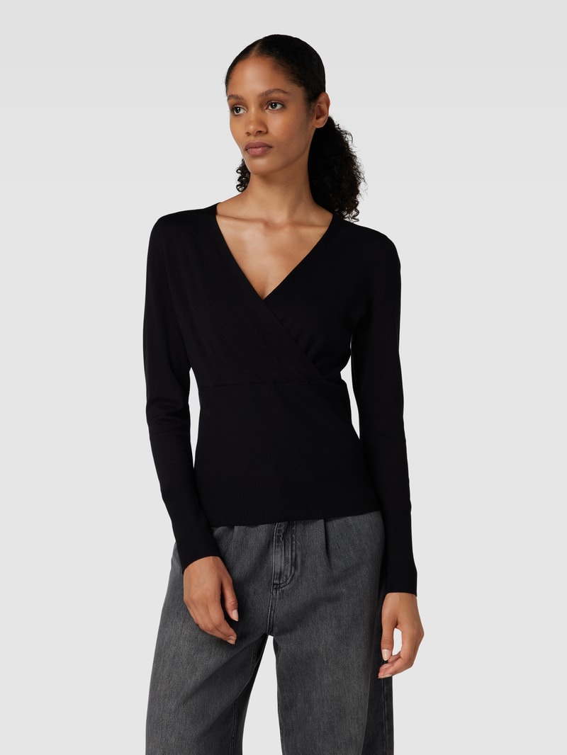 Strickpullover in Wickel-Optik in schwarz