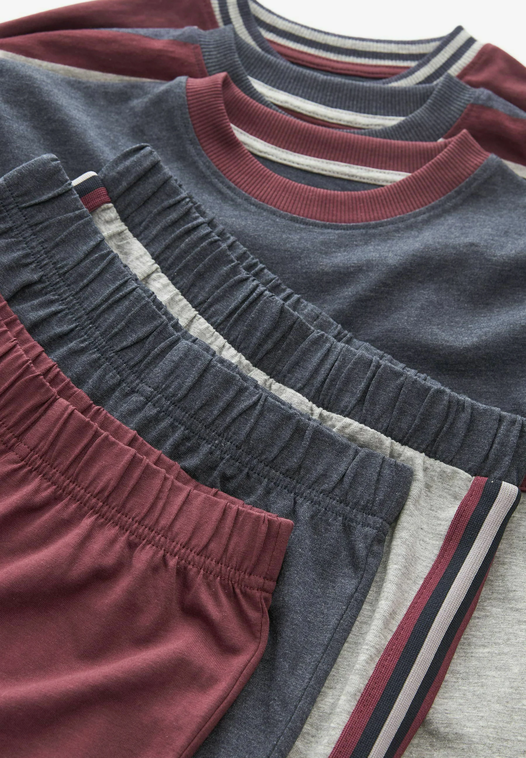 Siguiente PACK DE 3 - Pijamas