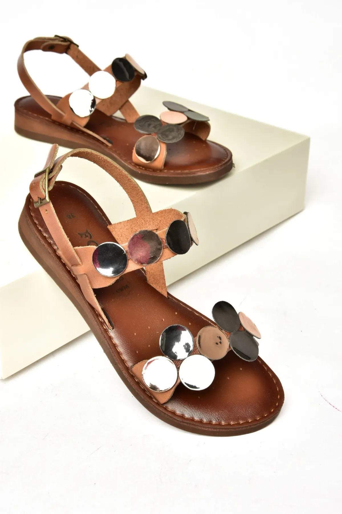 Fox Shoes  Braune Damensandalen aus echtem Leder K374680603