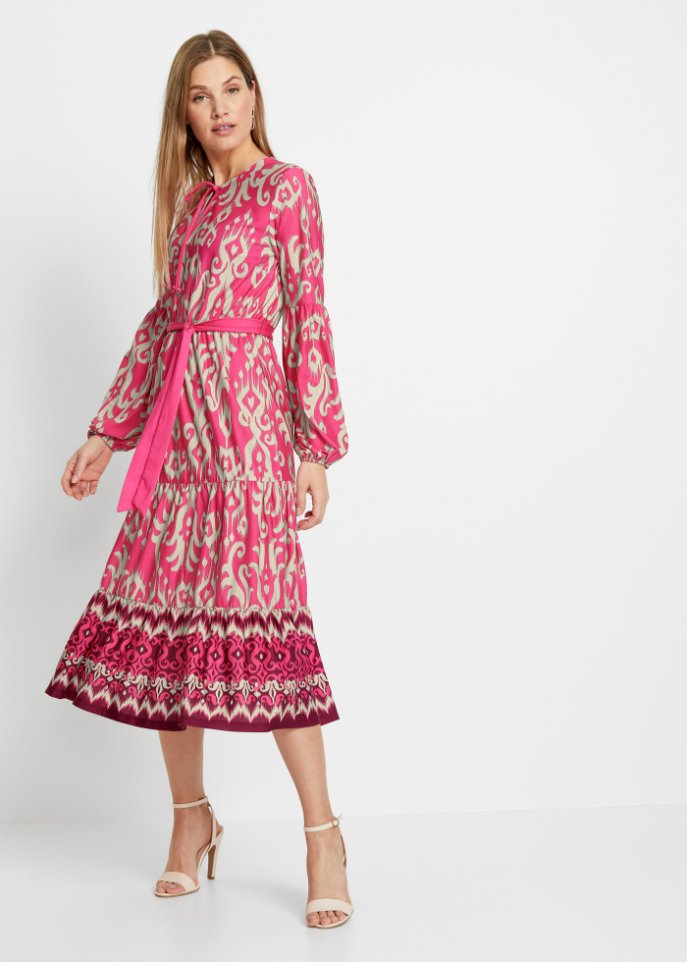 Kleid mit weitschwingendem Rock