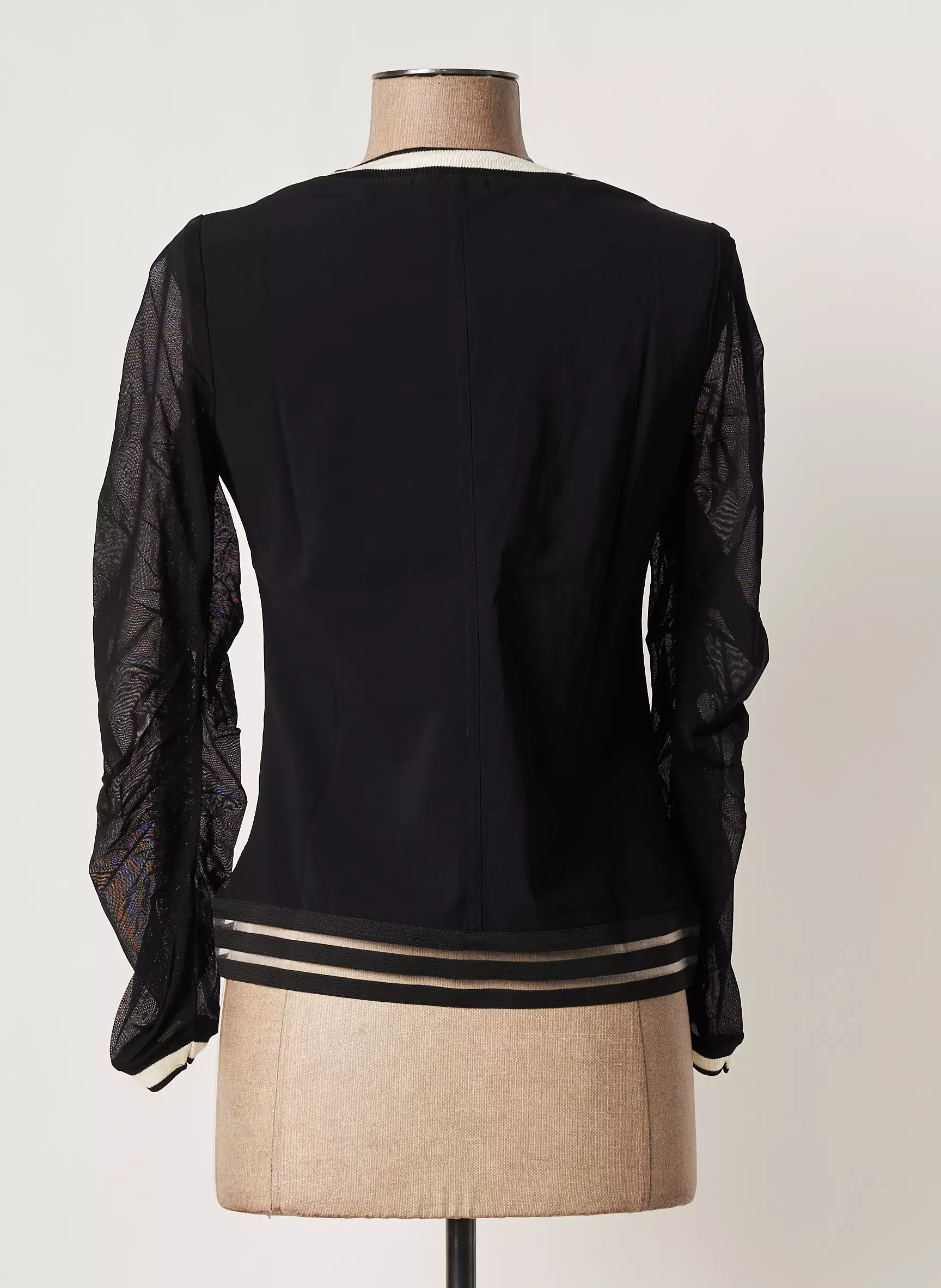Filipine Lahoya Vestecasual Femme couleur noir