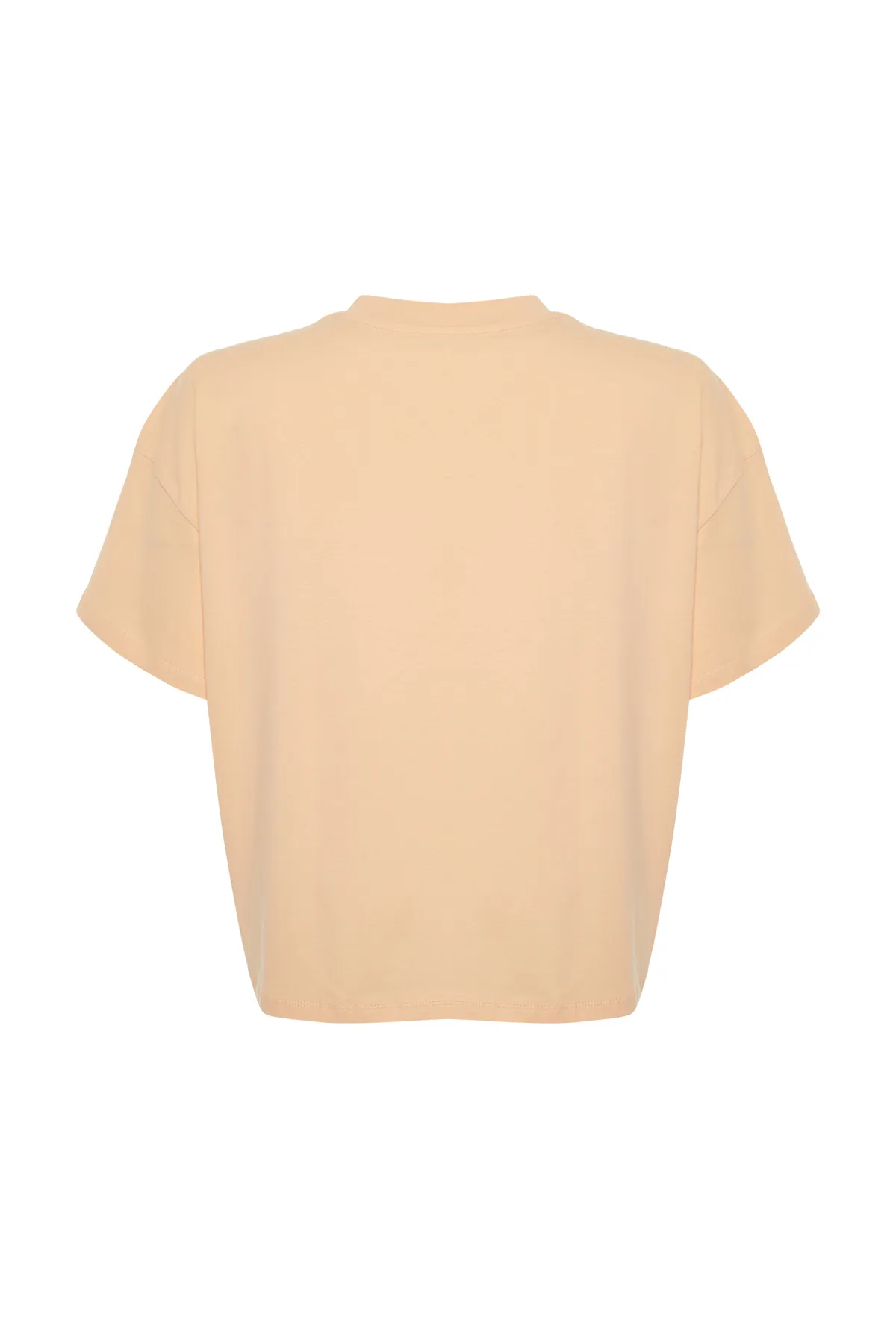 Trendyol Curve  Geripptes, weit geschnittenes Basic-Strick-T-Shirt mit Lachskragen TBBSS23BF00017