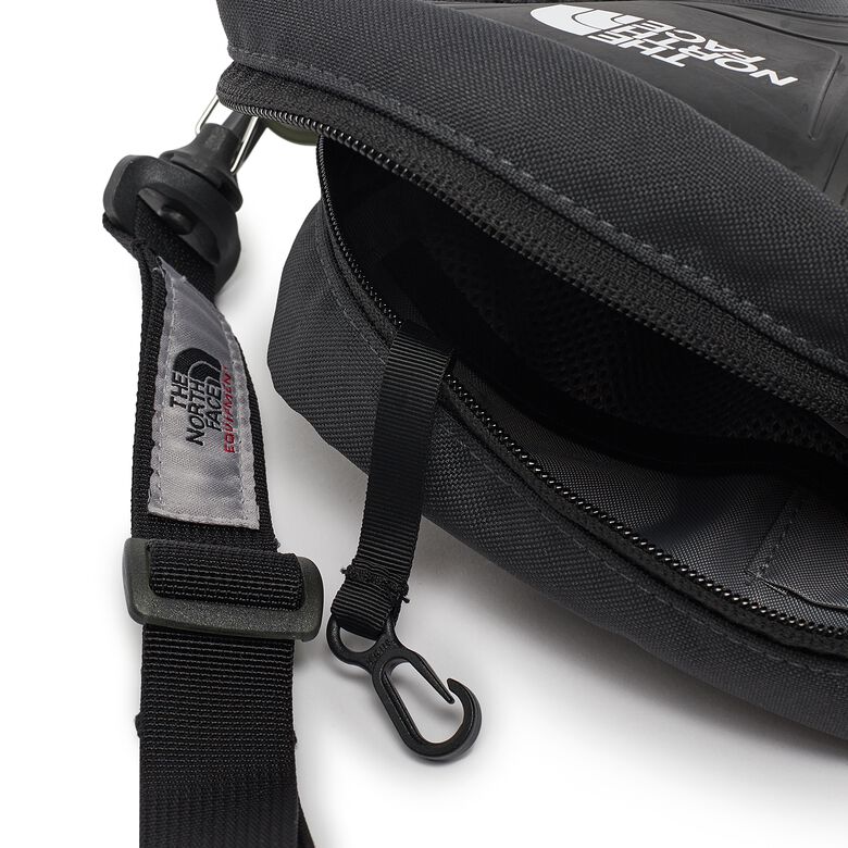 The North Face Y2K Shoulder Bag tnf black/asphalt grey