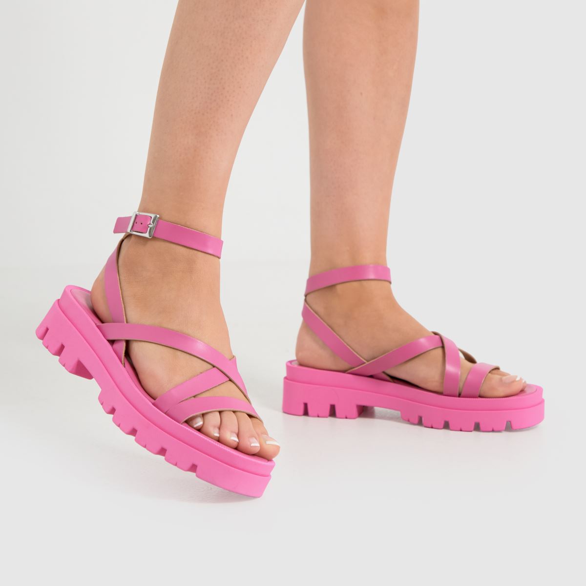Schuh Tatum vastag, pántos szandál rózsaszínben