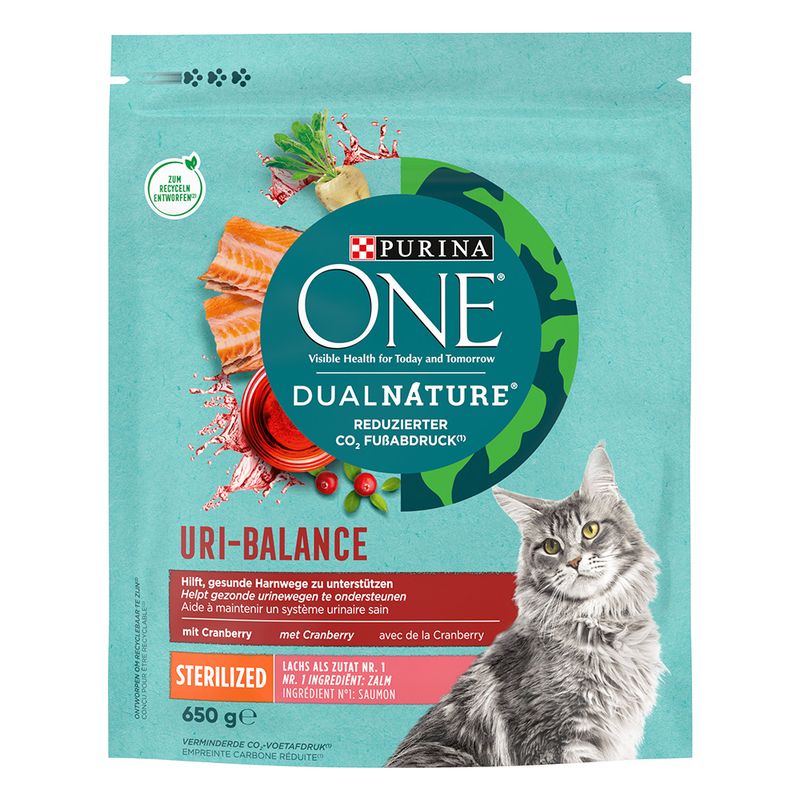 PURINA ONE Dual Nature Sterilized mit Lachs & Preiselbeeren | bitiba