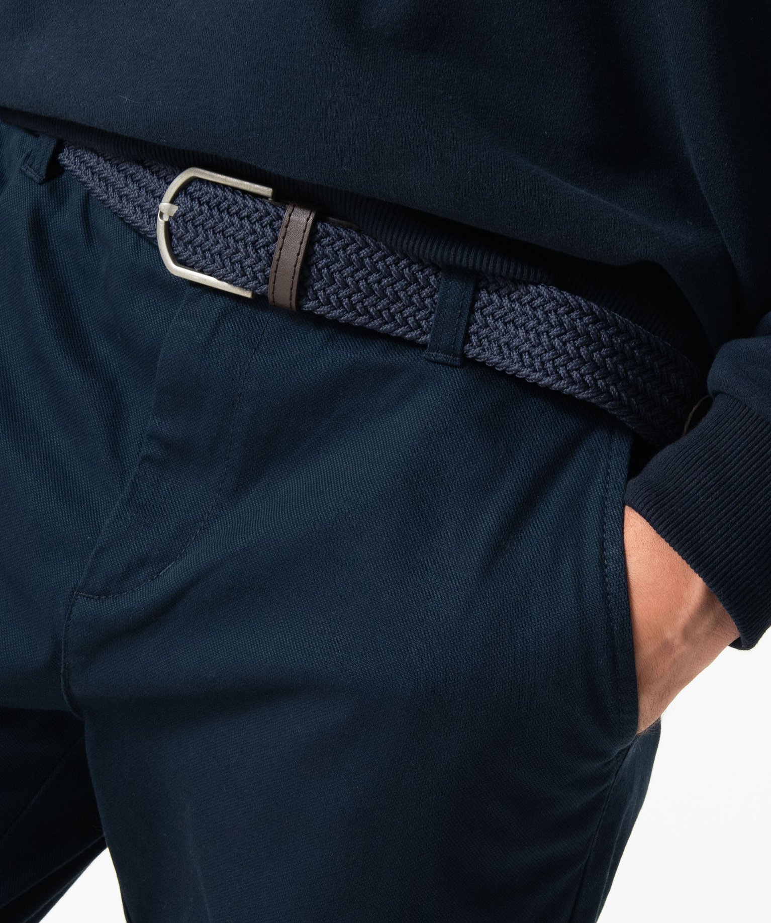 Pantalon en coton homme avec ceinture tressée bleu fonce | GEMO