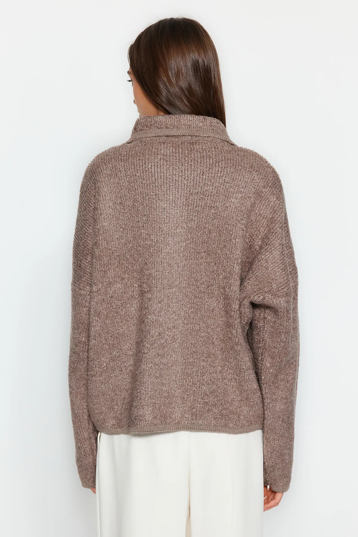 Trendyol Collection  Strickjacke aus Nerzstrick TWOAW24HI00177