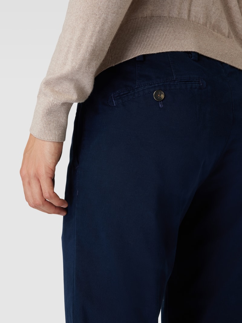 Stoffhose mit Gesäßtaschen Modell 'LUPUS' in dunkelblau