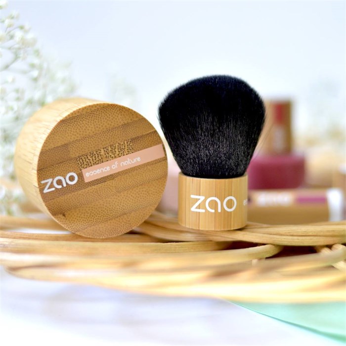 Kabuki Brush