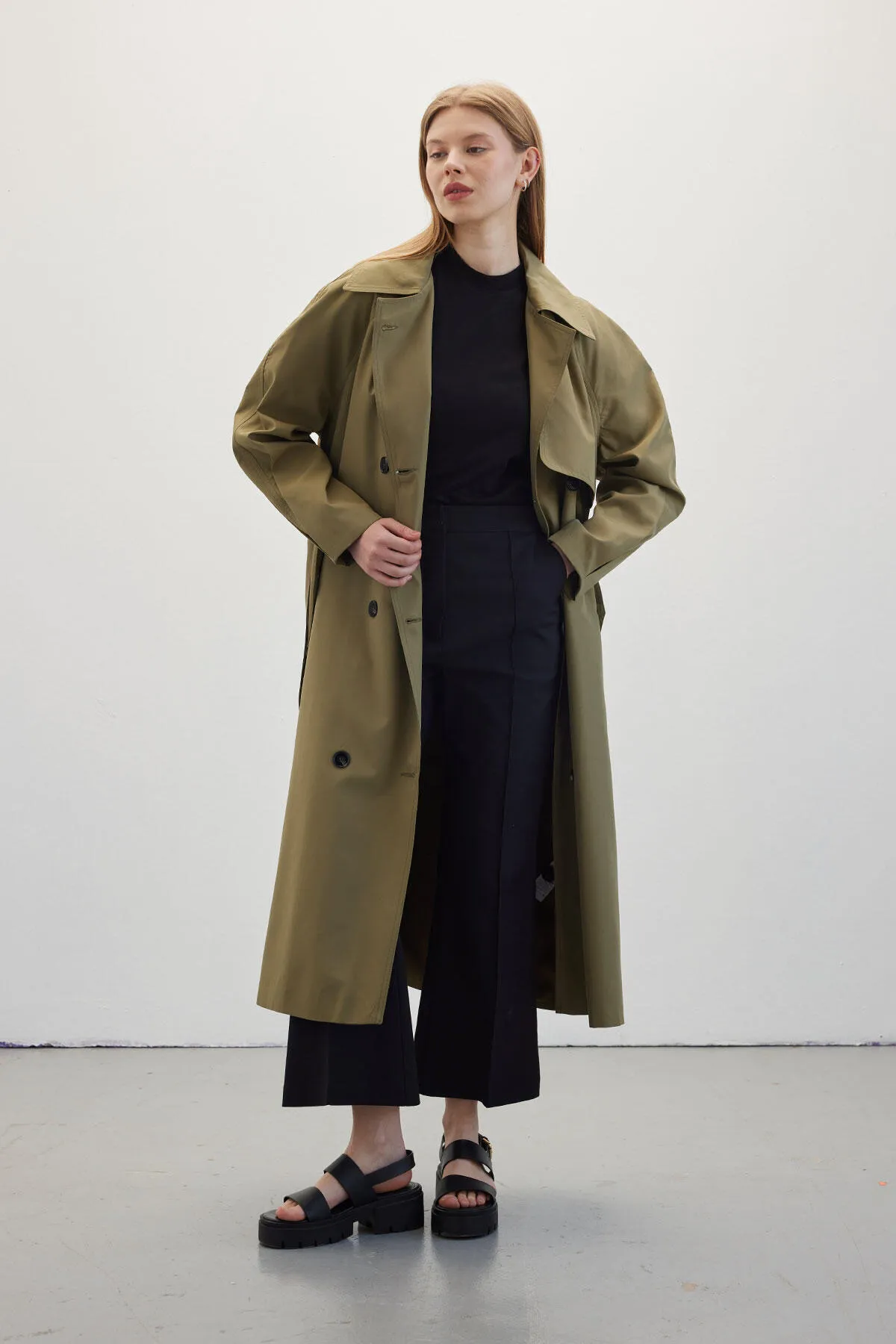 Manuka  Zweireihiger Trenchcoat in Grün
