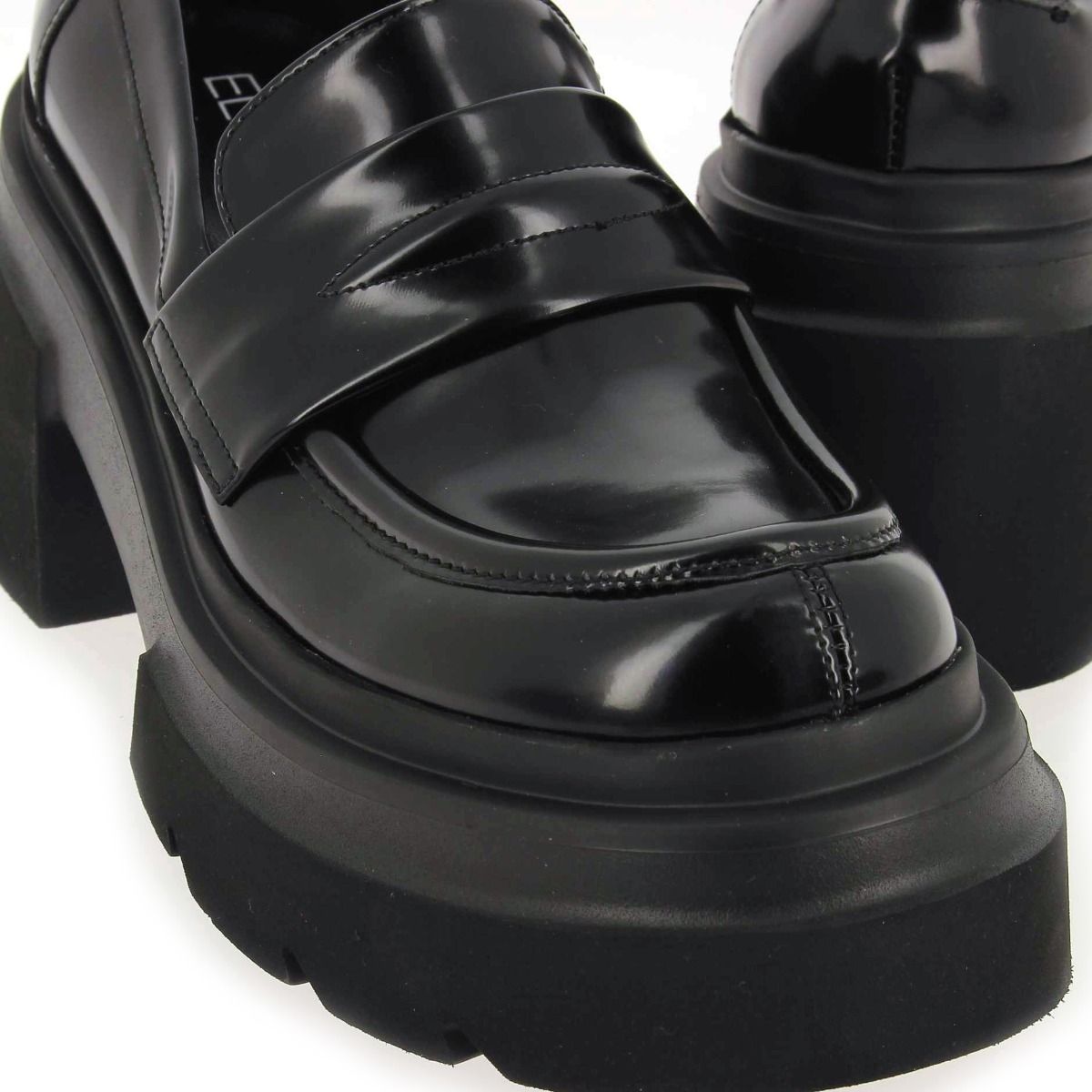 Strategia  E3728T - Noir