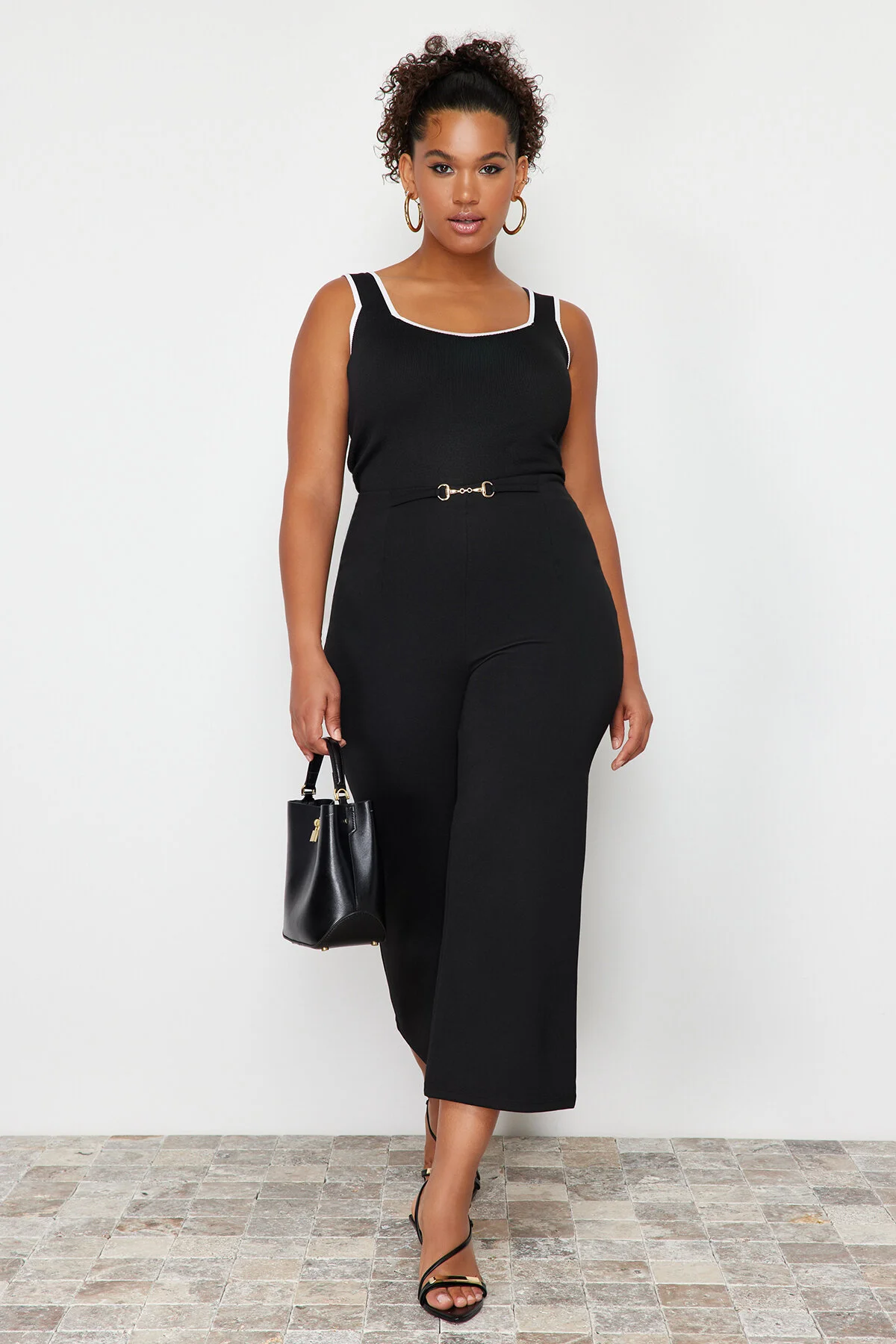 Trendyol Curve  Schwarze, detaillierte, weit geschnittene Strickhose von Aksesusar TBBSS24AR00008