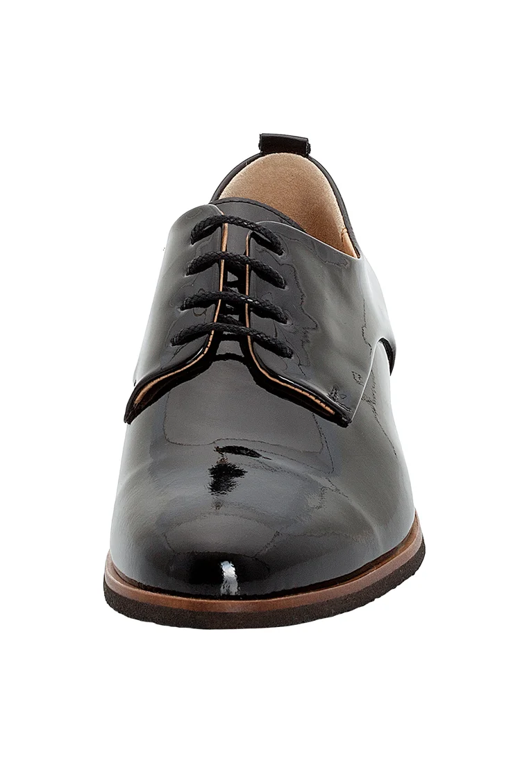 Zapatos elegantes con cordones Lloyd