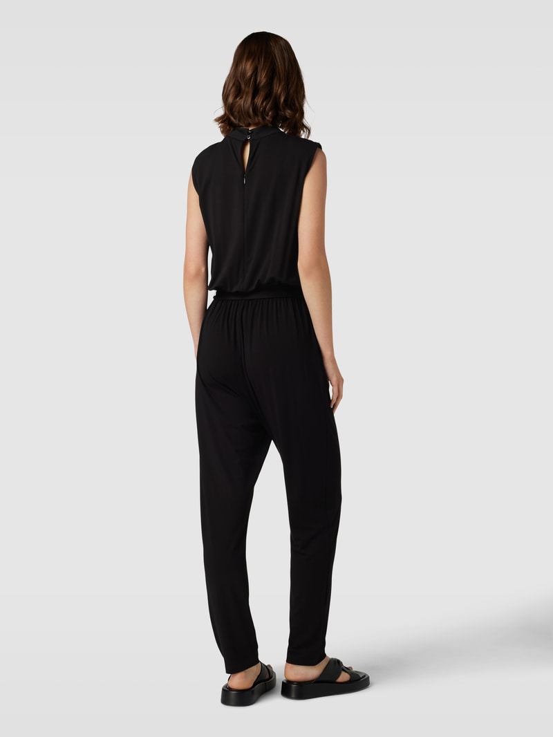 Jumpsuit aus Viskose-Elasthan-Mix mit Rundhalsausschnitt in schwarz