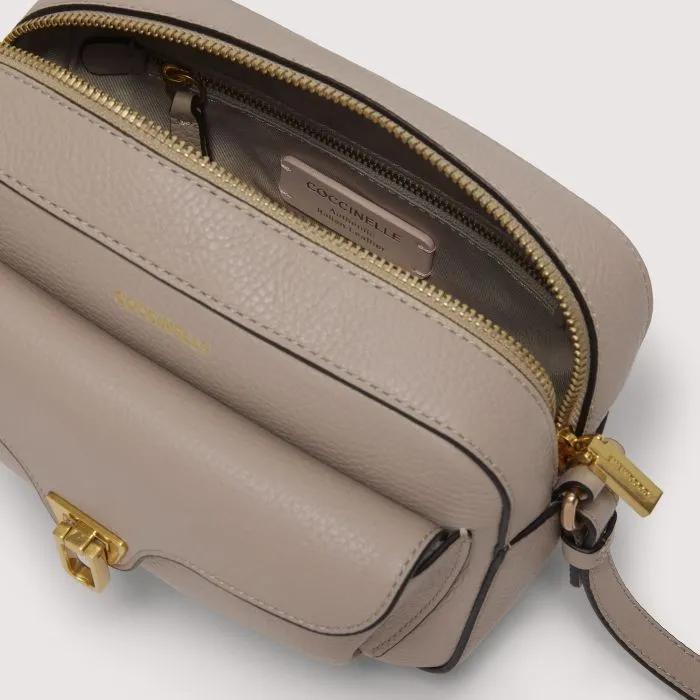Coccinelle Beat Soft small
