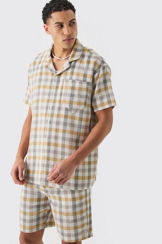 Strukturiertes Oversize Karohemd und Shorts