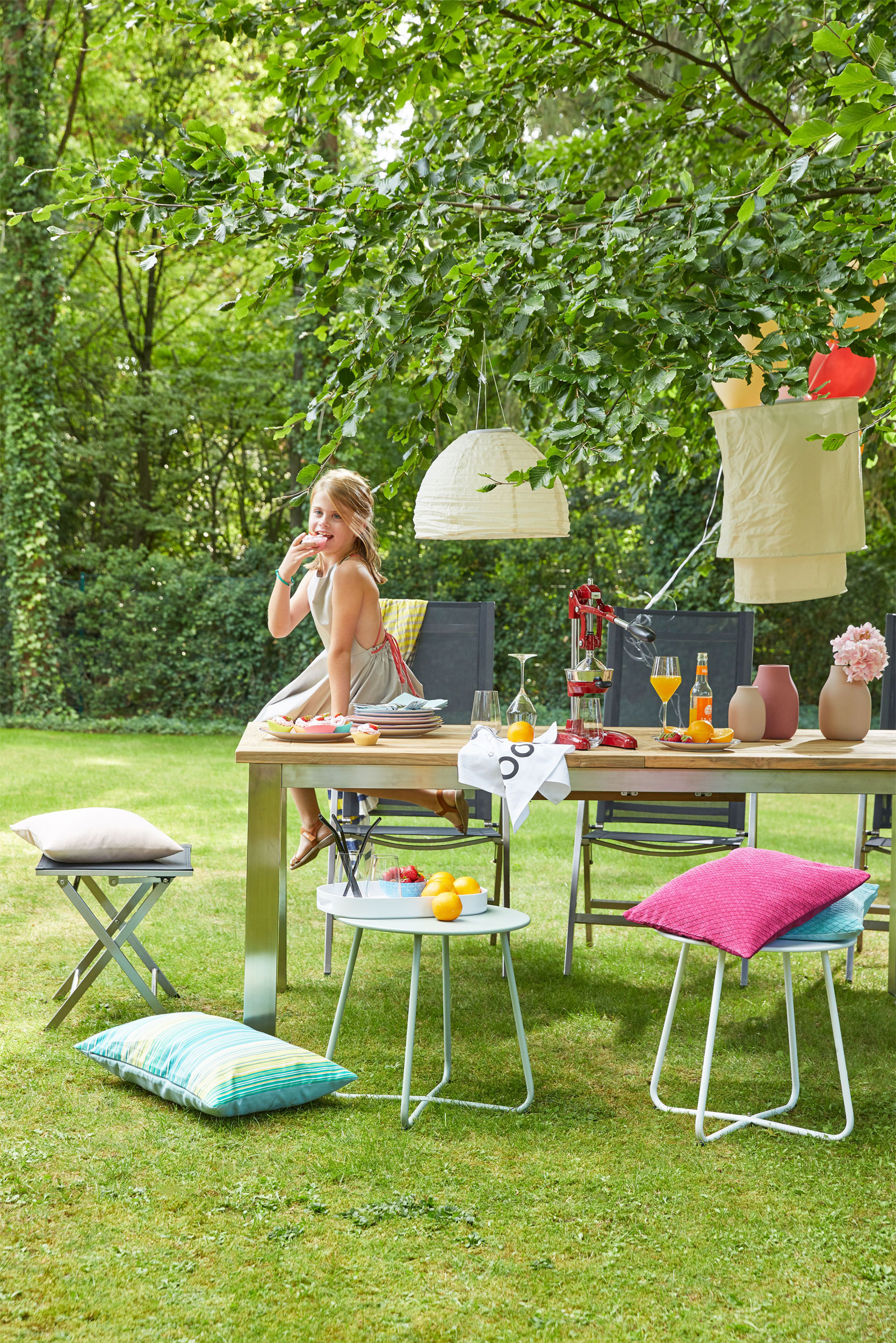 OUTDOORGarten-Beistelltisch klein
