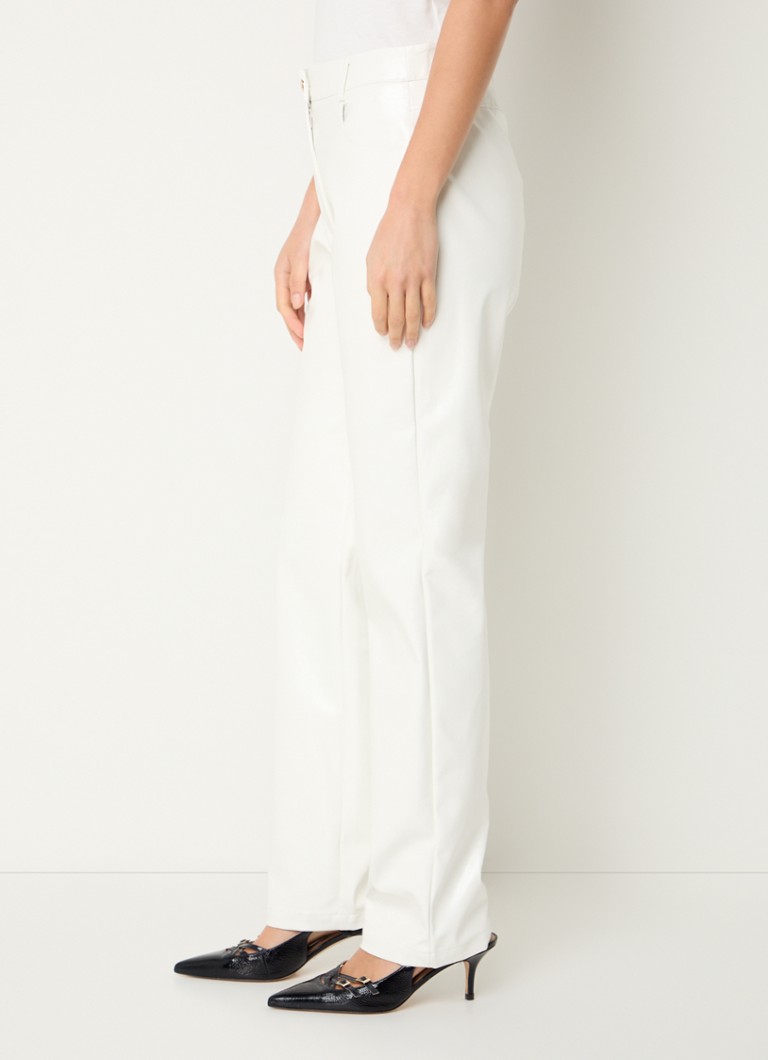 Calça NIKKIE Luz de cintura média, corte reto, em couro sintético texturizado.