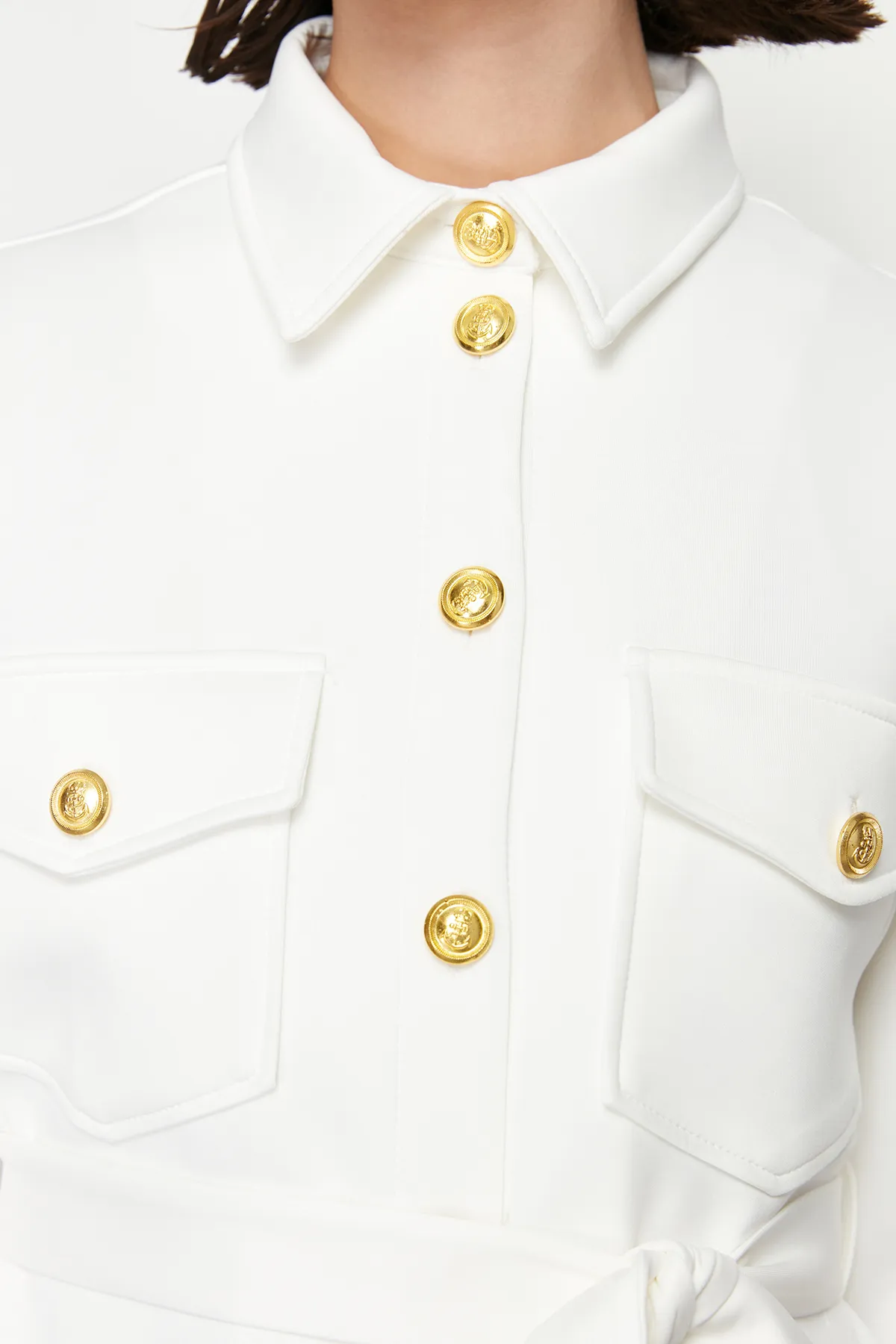 Trendyol Modest  Ecru Scuba Gold Button Detailliertes schlichtes Strick-Ober- und Unterteil-Set TCTSS24US00017