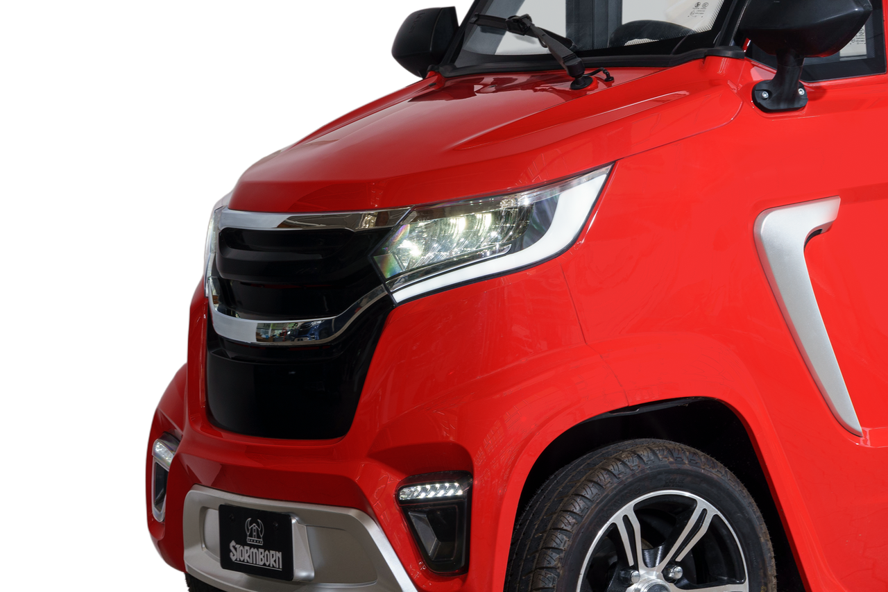 Stormborn X8 AC– 2 kW, Blei-Gel-Akku, Klima , 45 oder 25 km/h rot-weiß - Elektrokabinenroller
