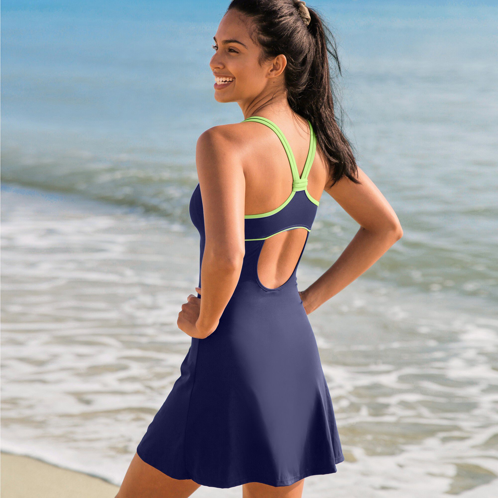 Maillot de bain une pièce avec jupette