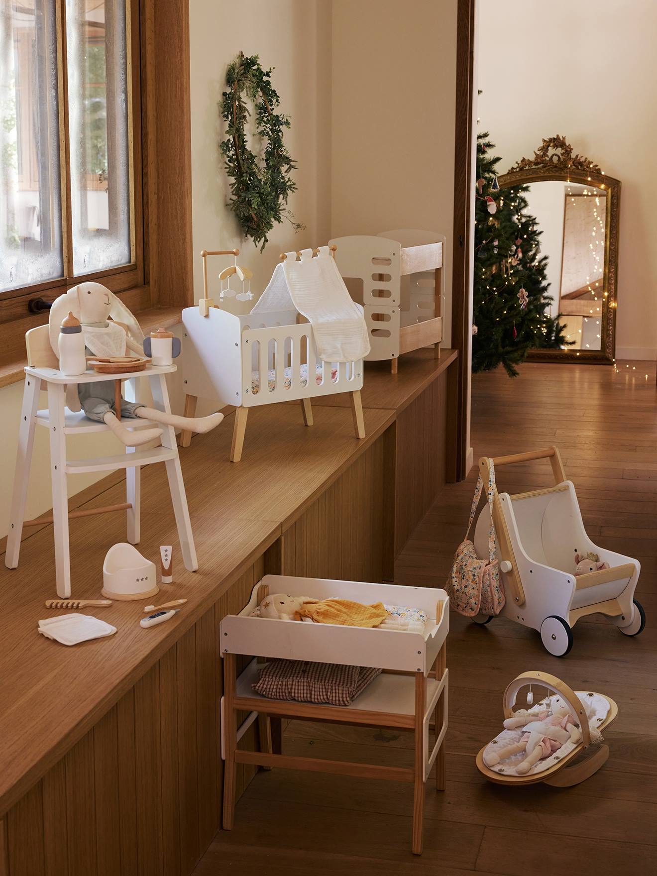 Vertbaudet Puppen-Wickeltisch PETITE MAISON Holz FSC - weiß/natur