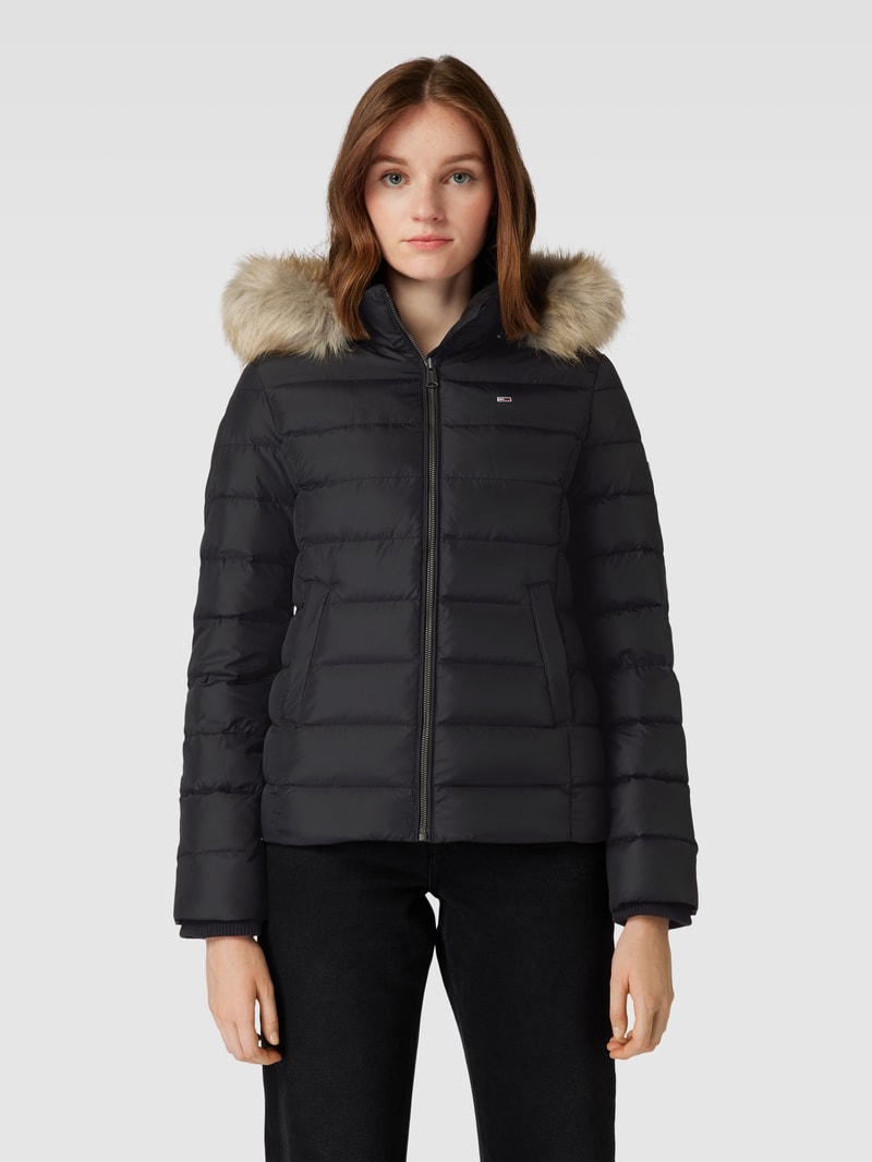 Steppjacke mit Label-Stitching in schwarz