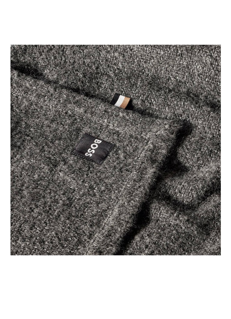 HUGO BOSS Donegal gultas pārklājs 250 x 220 cm