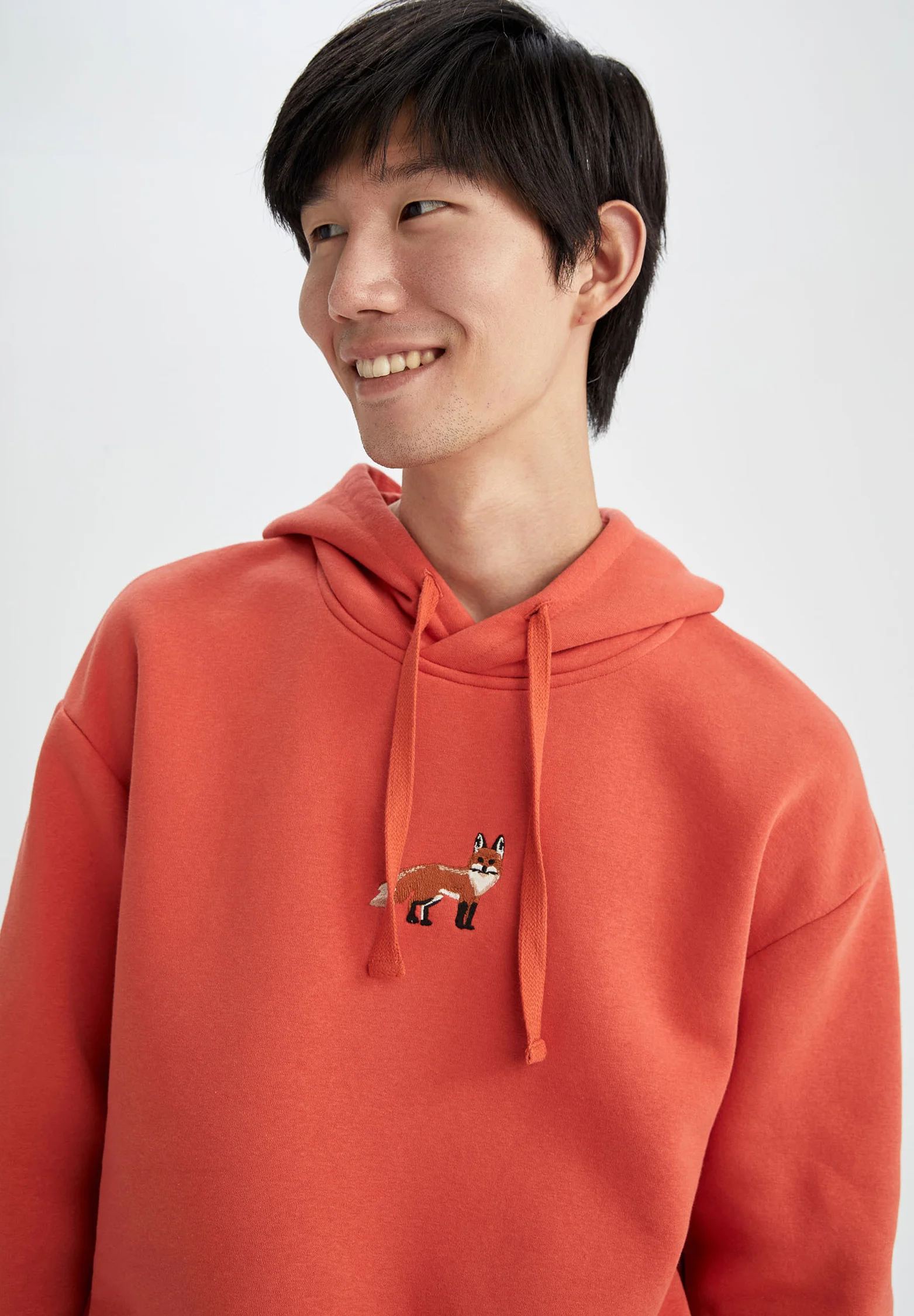 Sudadera con capucha DeFacto BOXY FIT