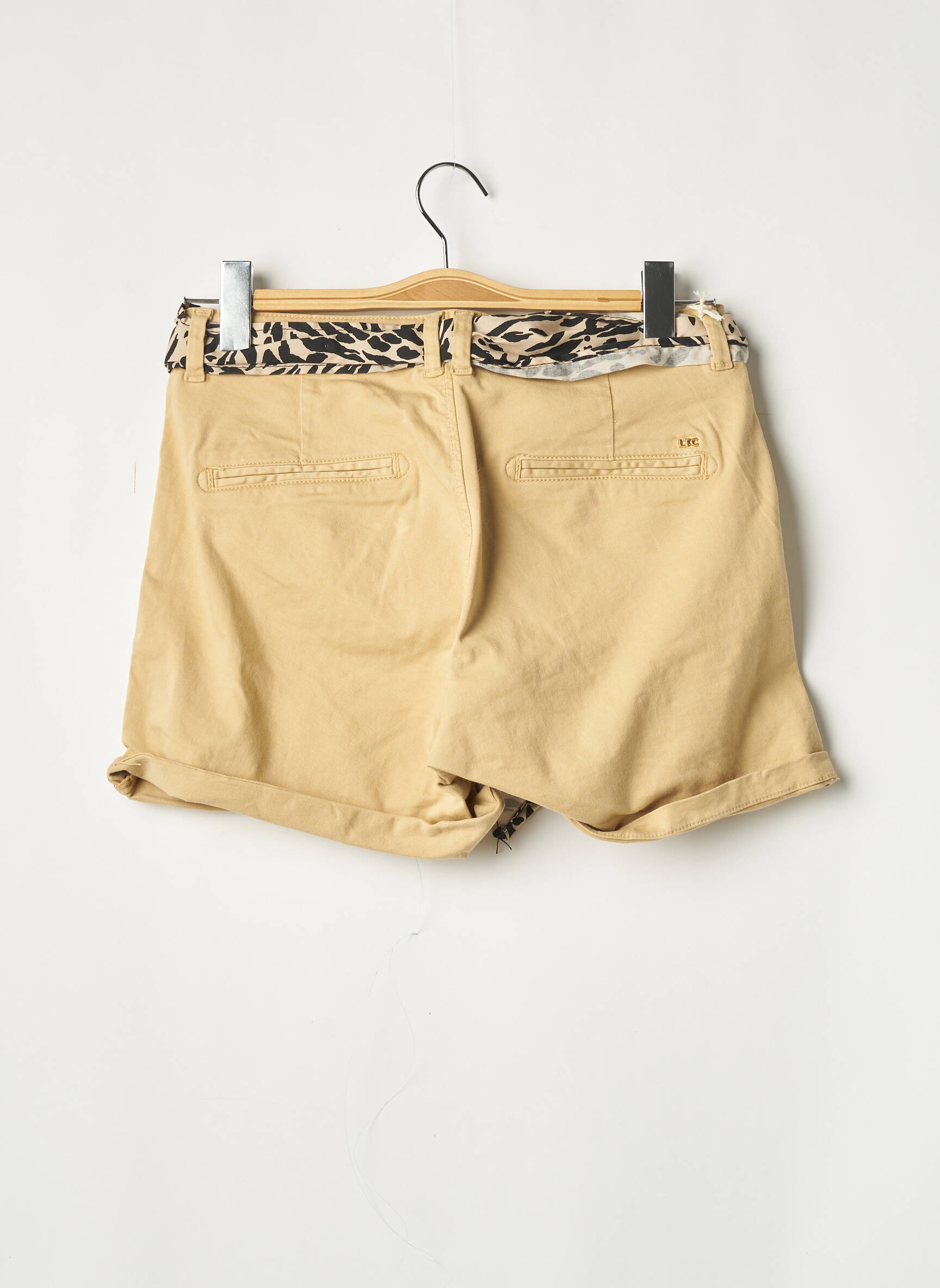 Le Temps Des Cerises Shorts 1 Femme couleur beige