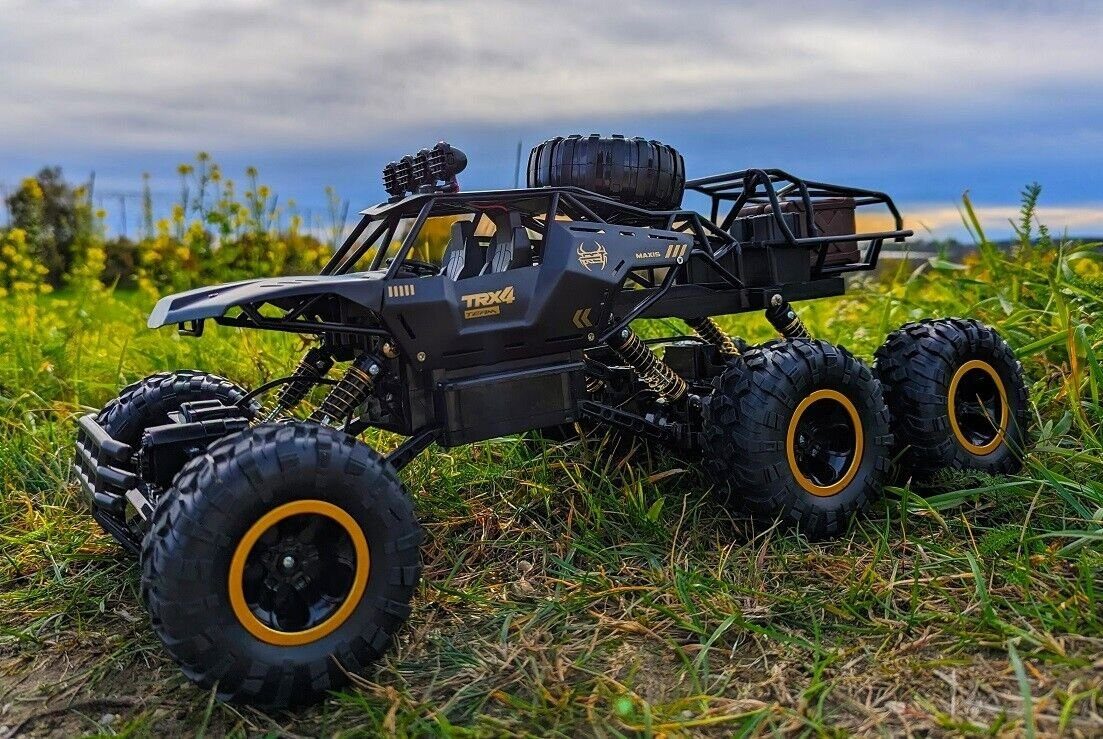 BruKa RC-Auto Robuster Geländewagen GEPARD mit LED-Scheinwerfern, Ferngesteuertes Auto mit 4x4 Allradantrieb, 52cm