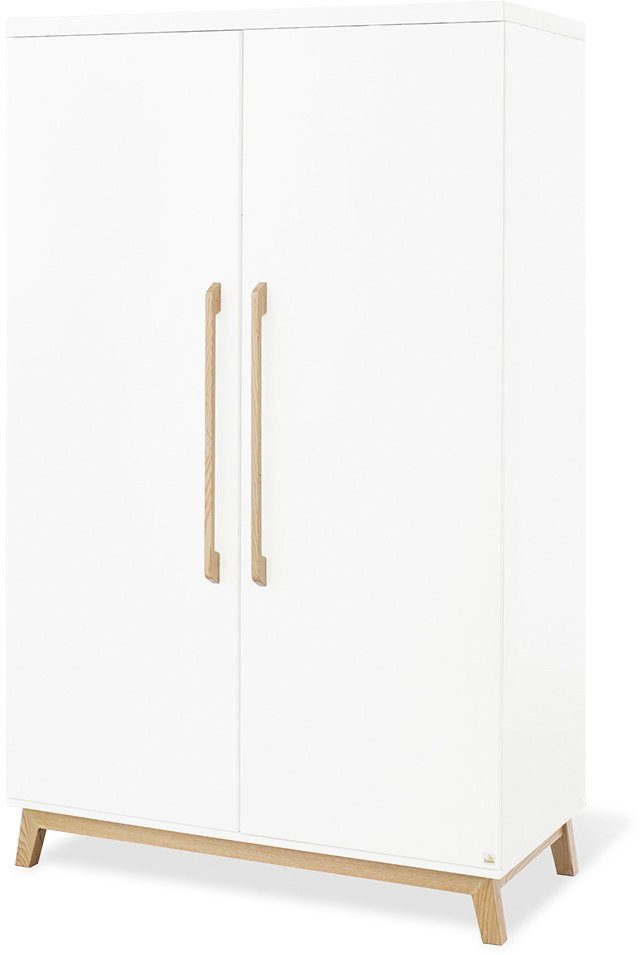 Pinolino® Babyzimmer-Komplettset Riva, (Set, 4-St., Kinderbett, Wickelkommode, Schrank, Wandregal), breit; mit Kinderbett, Wickelkommode, 2-trg. Schrank & Wandregal