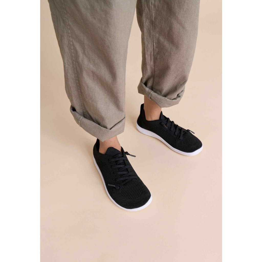 Reima Astelu Black Barfuß-Sneakers