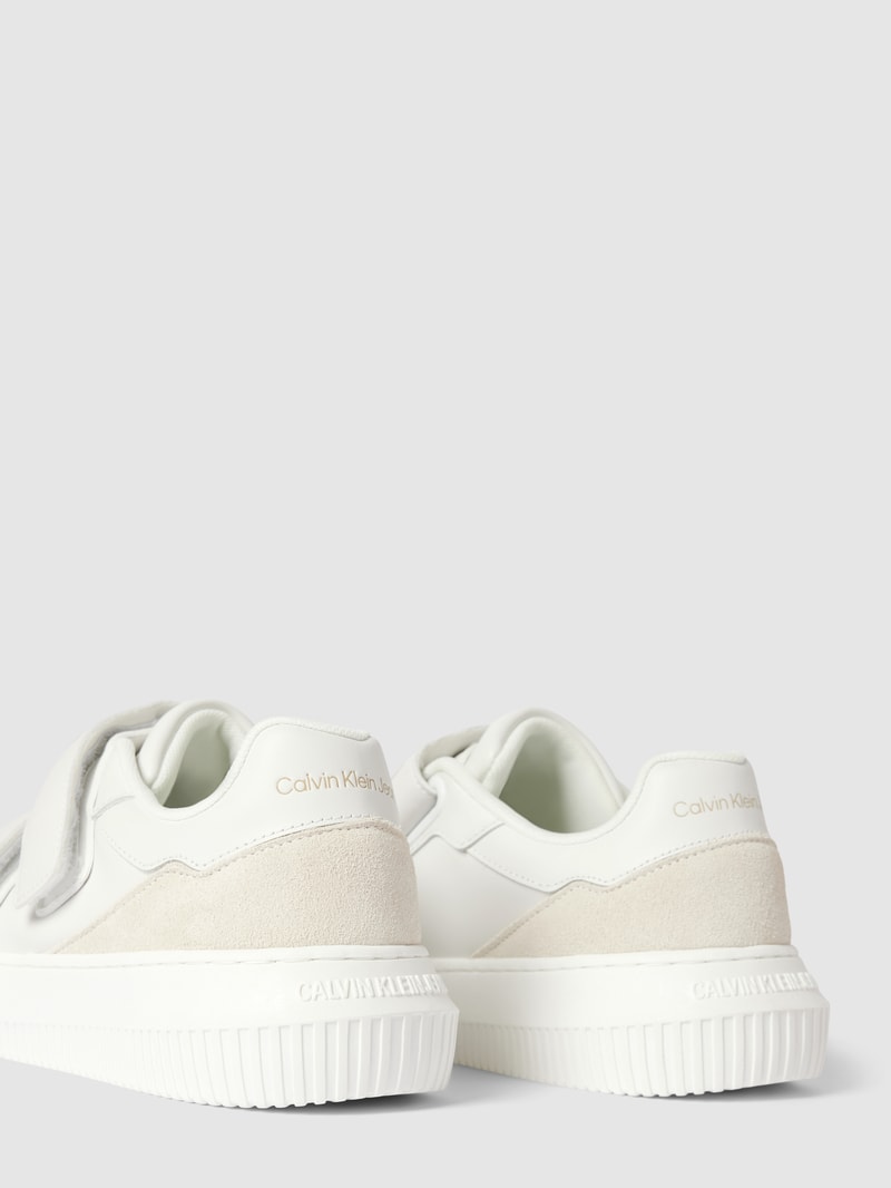 Sneaker mit Klettverschluss Modell 'CHUNKY' in weiss