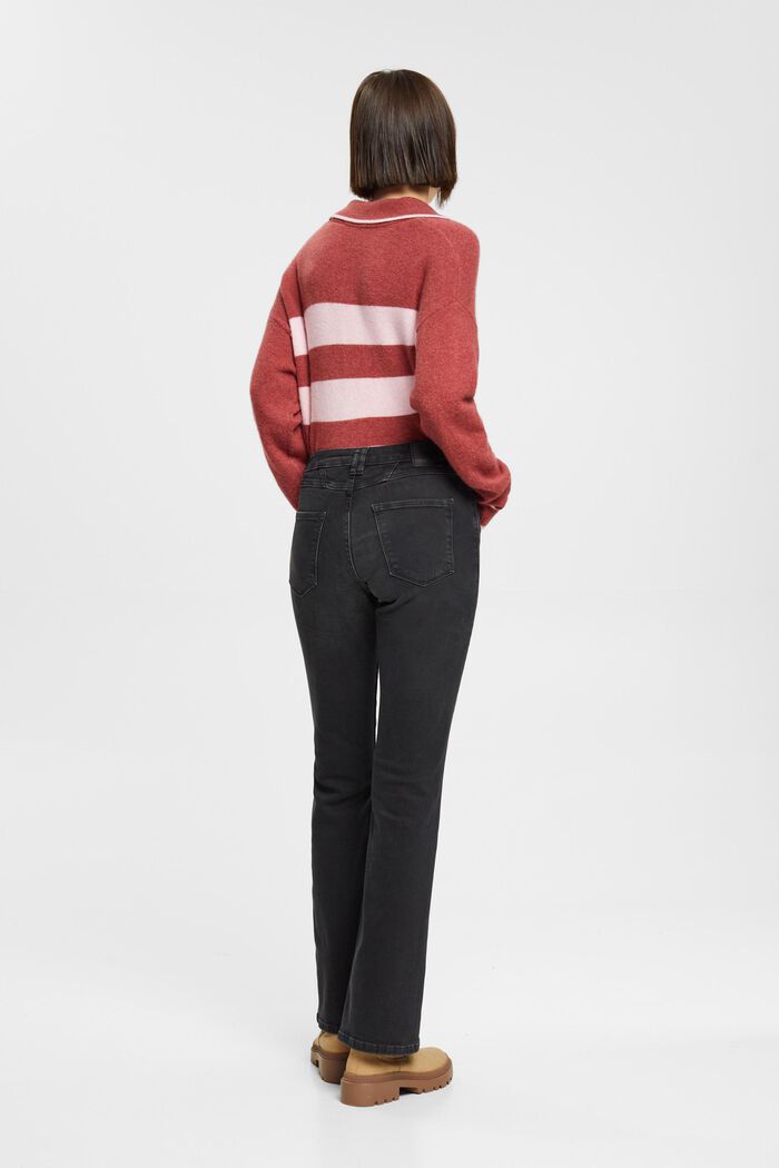 Stretch-Jeans mit Bootcut