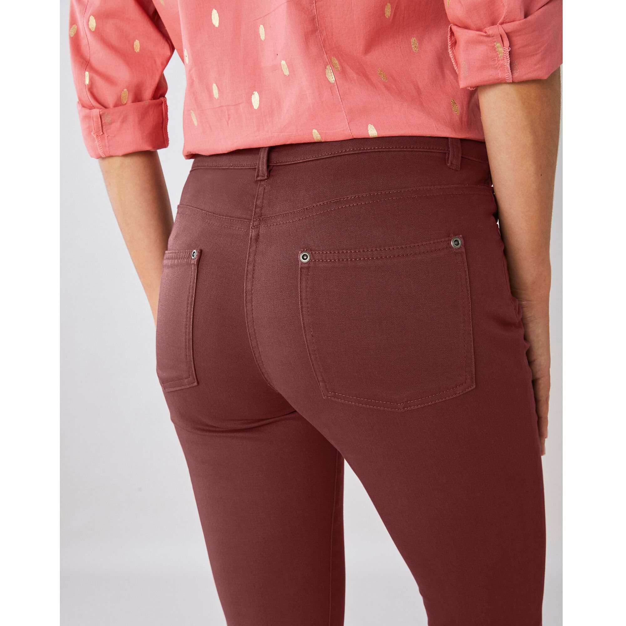 Pantalon 7/8ème fuselé stretch uni