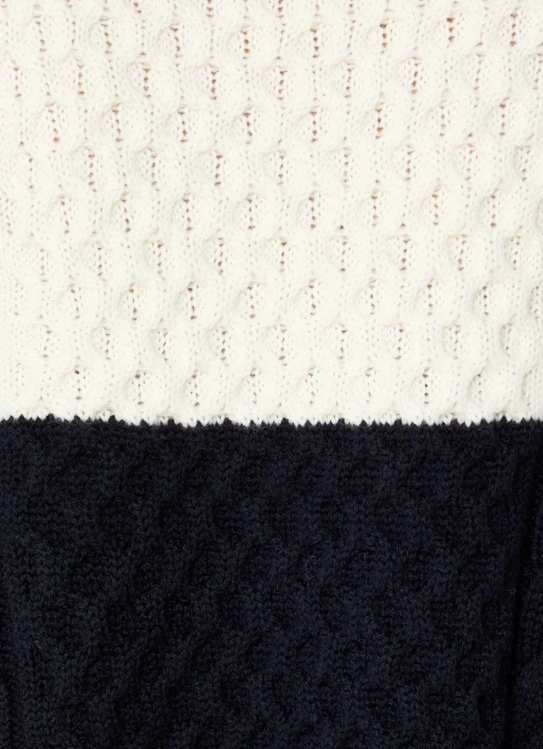 Pull MaxMara Mestre en maille torsadée, confectionné en laine vierge