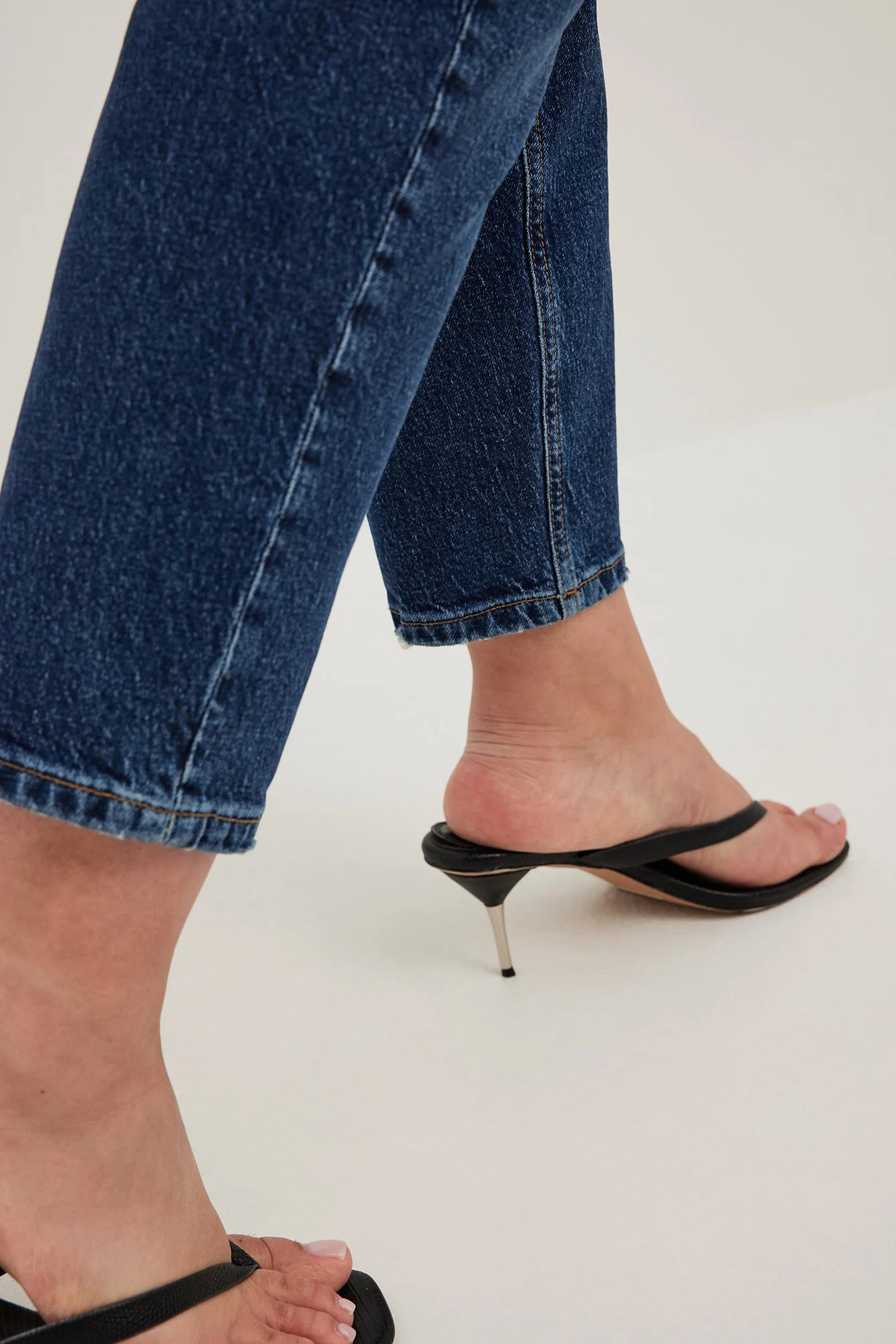 Mom Jeans mit hoher Taille