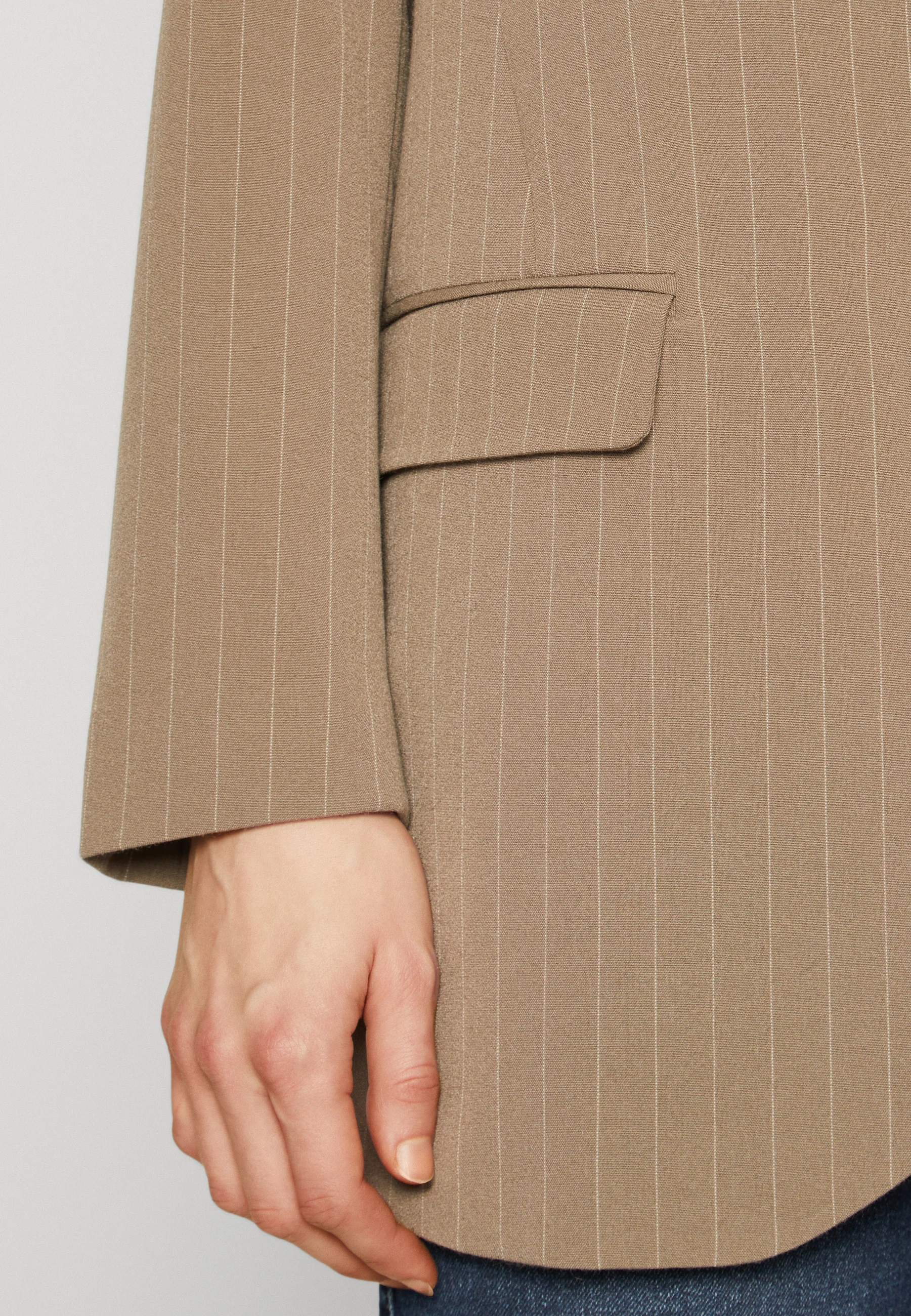 ONLY Tall ONLBRIE BLAZER - Abrigo corto