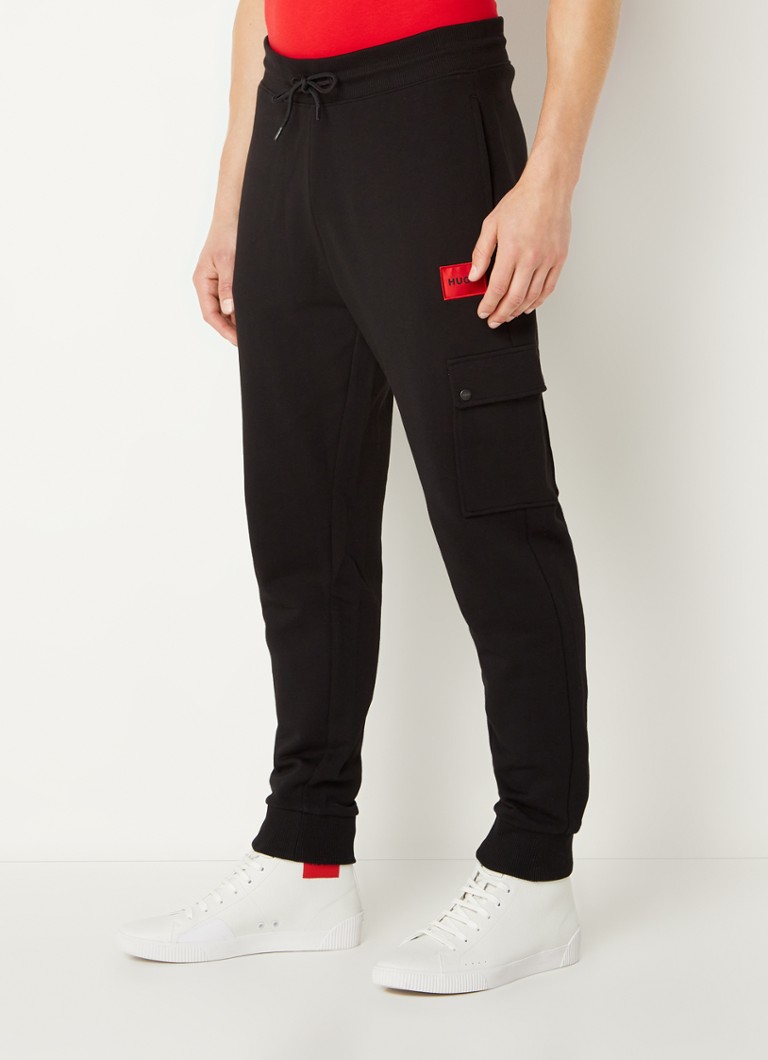 Pantaloni de trening HUGO BOSS slim fit cu buzunar cu clapă