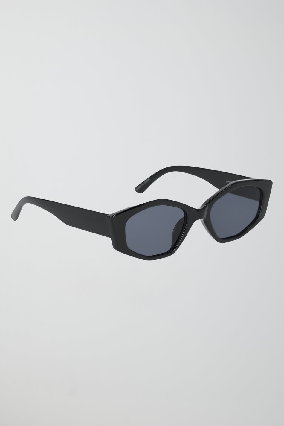 Slim angular sunglasses