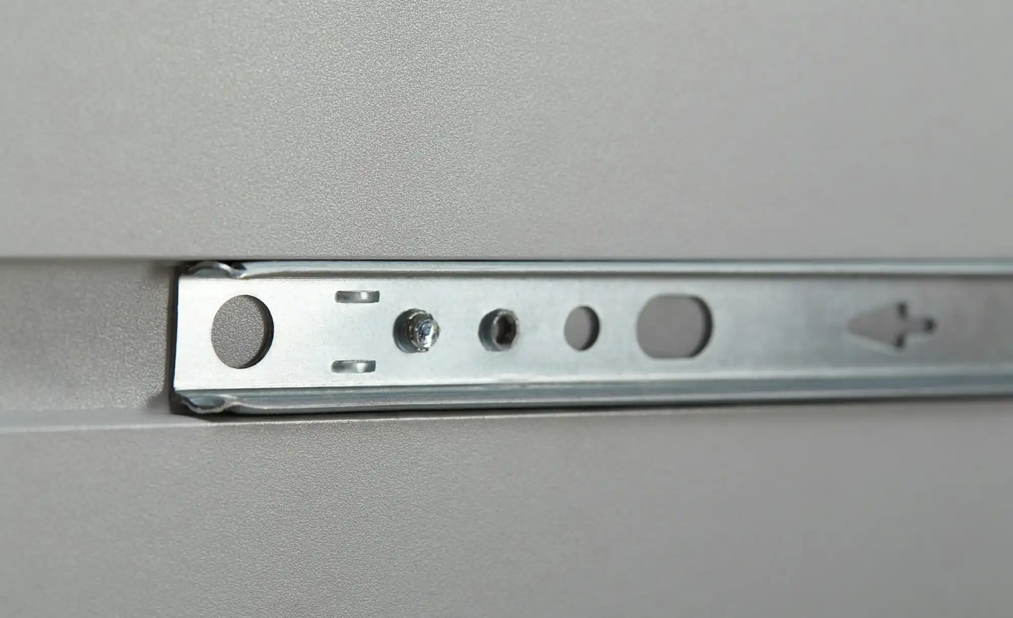Schwebetürenschrank