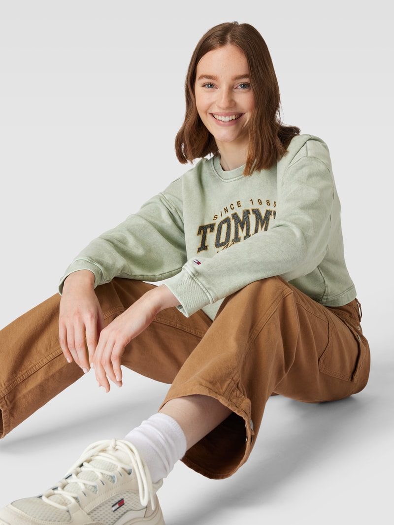 Sweatshirt mit Label-Print in schilf